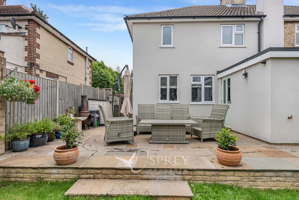 Wheatley Avenue, Uppingham, Oakham, LE15 9SN