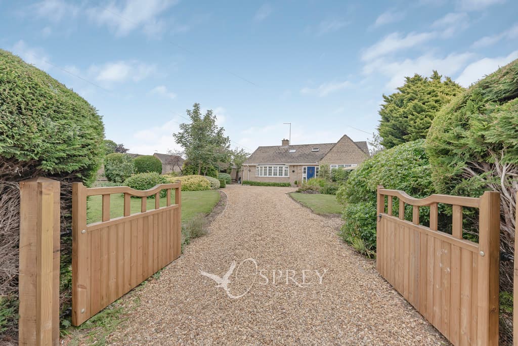 Glapthorn Road, Oundle, PE8 5BA