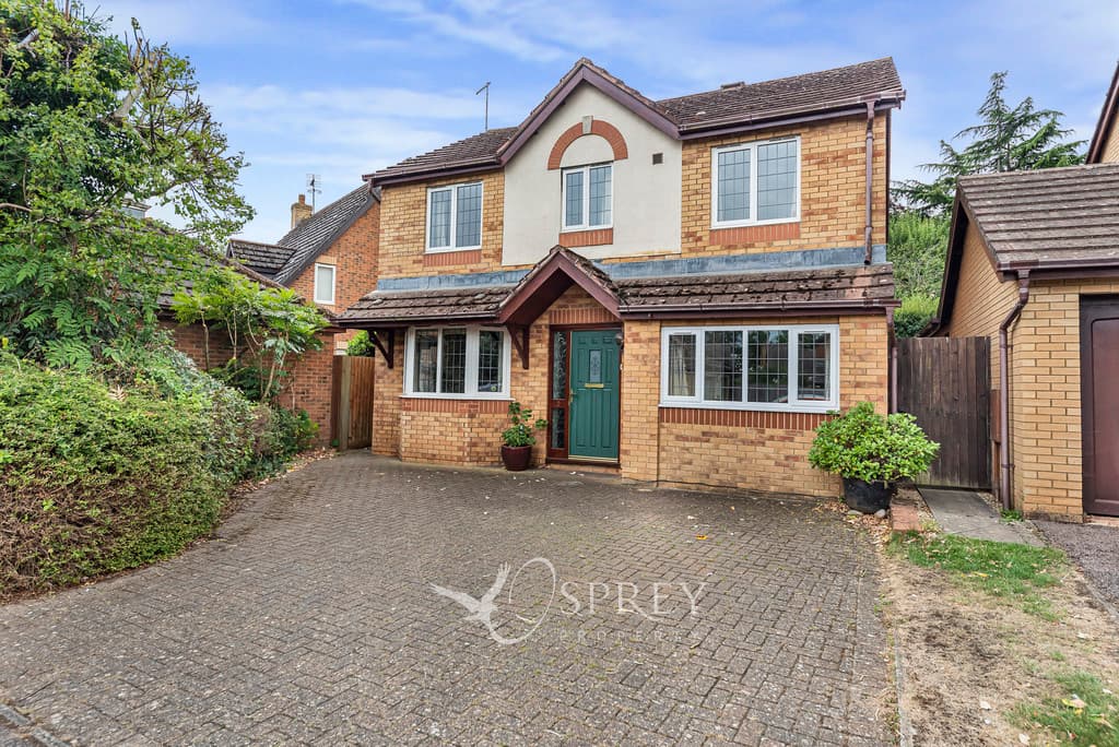 Webb Close, Oundle, PE8 4HS
