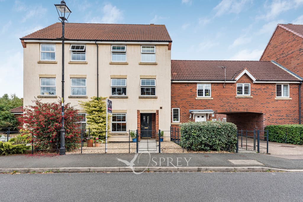 Goldfinch Road, Uppingham, Oakham, LE15 9UJ